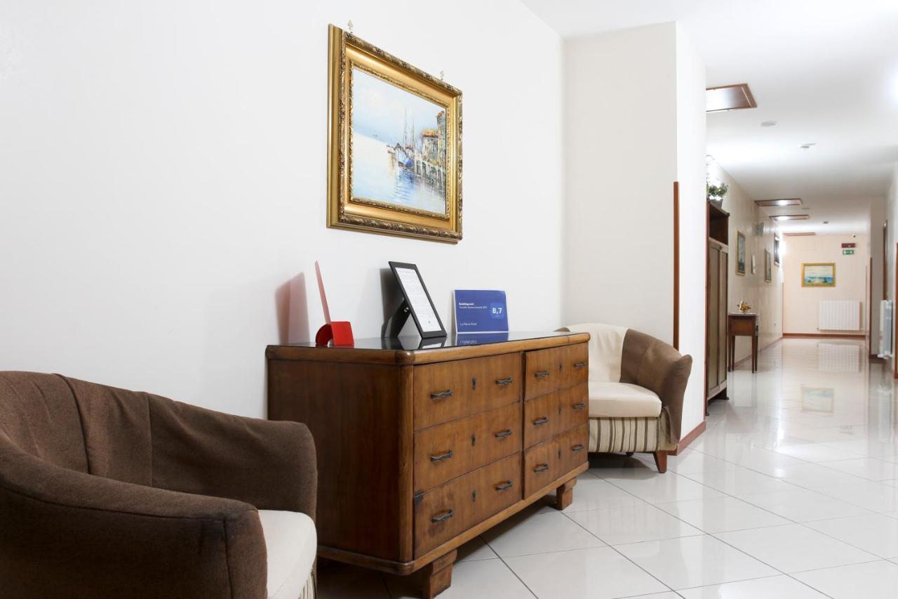 La Piana Hotel Tito ภายนอก รูปภาพ