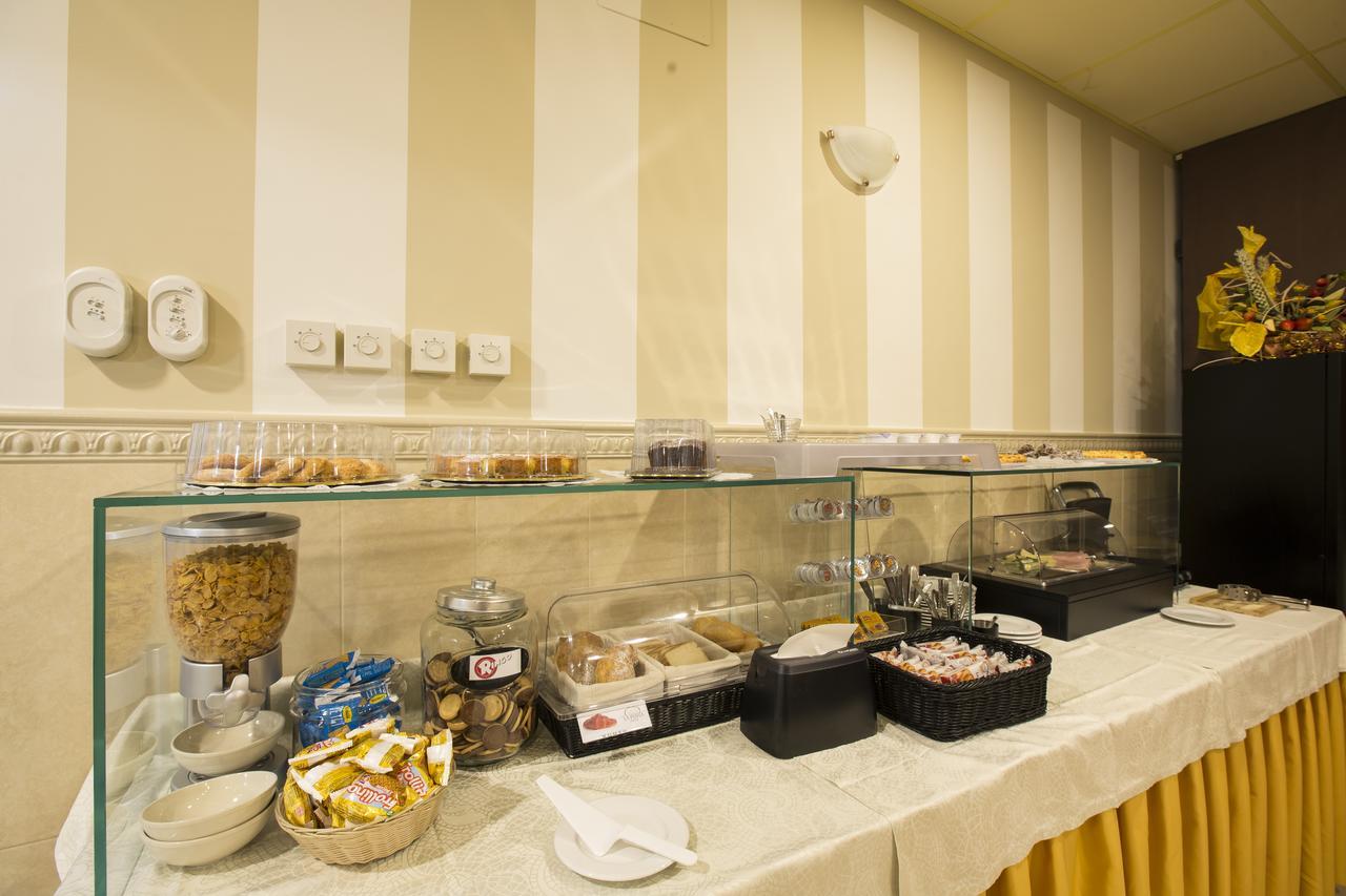 La Piana Hotel Tito ภายนอก รูปภาพ