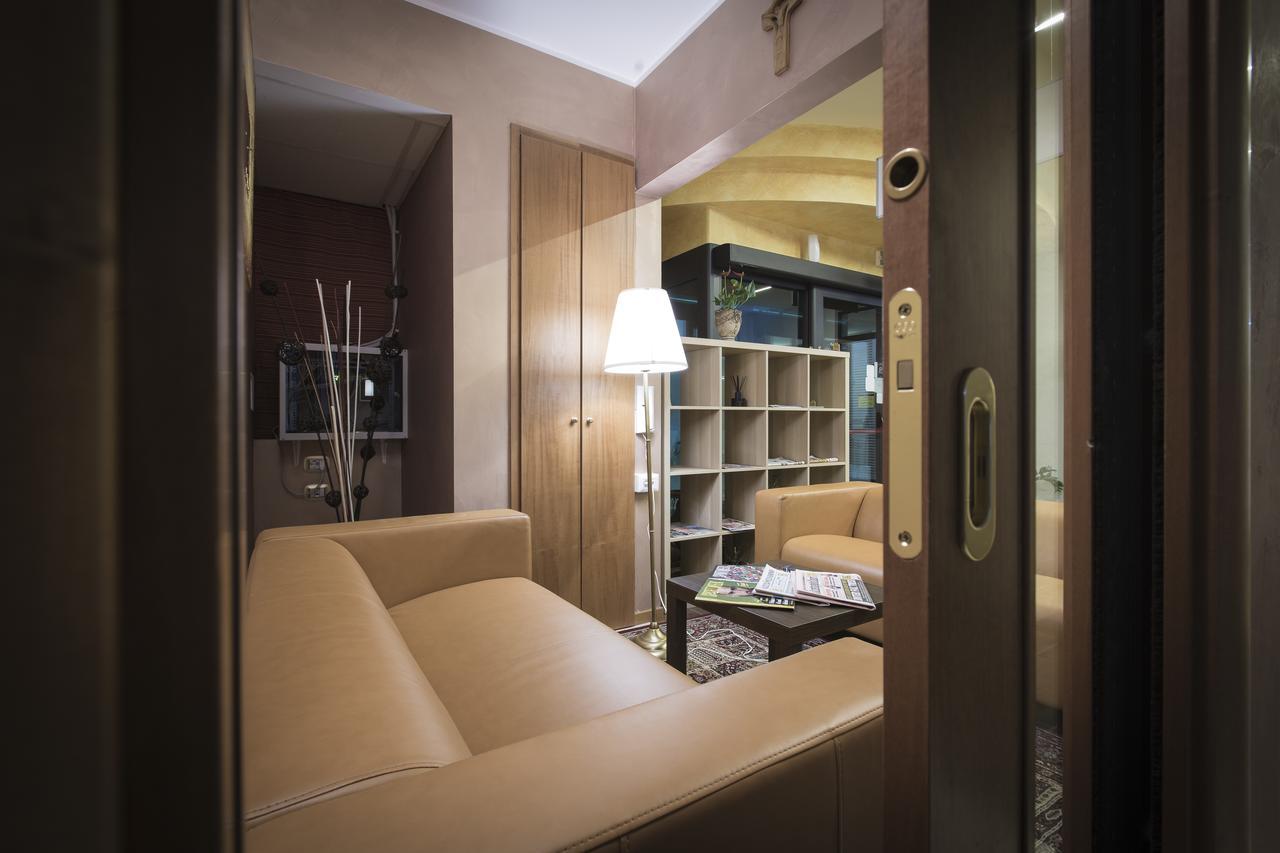 La Piana Hotel Tito ภายนอก รูปภาพ